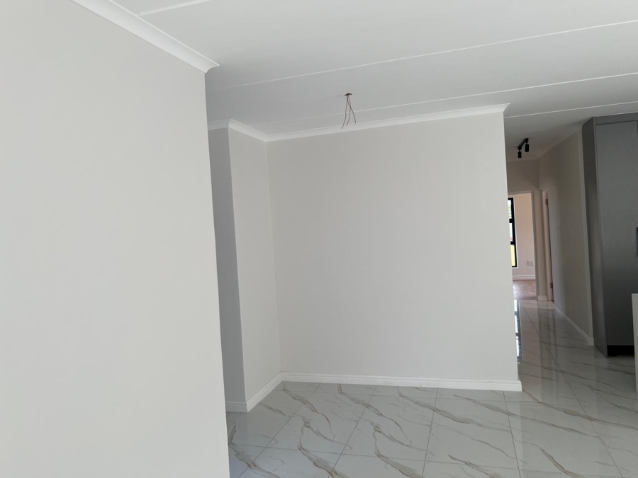 3 Bedroom Property for Sale in Sandown Western Cape